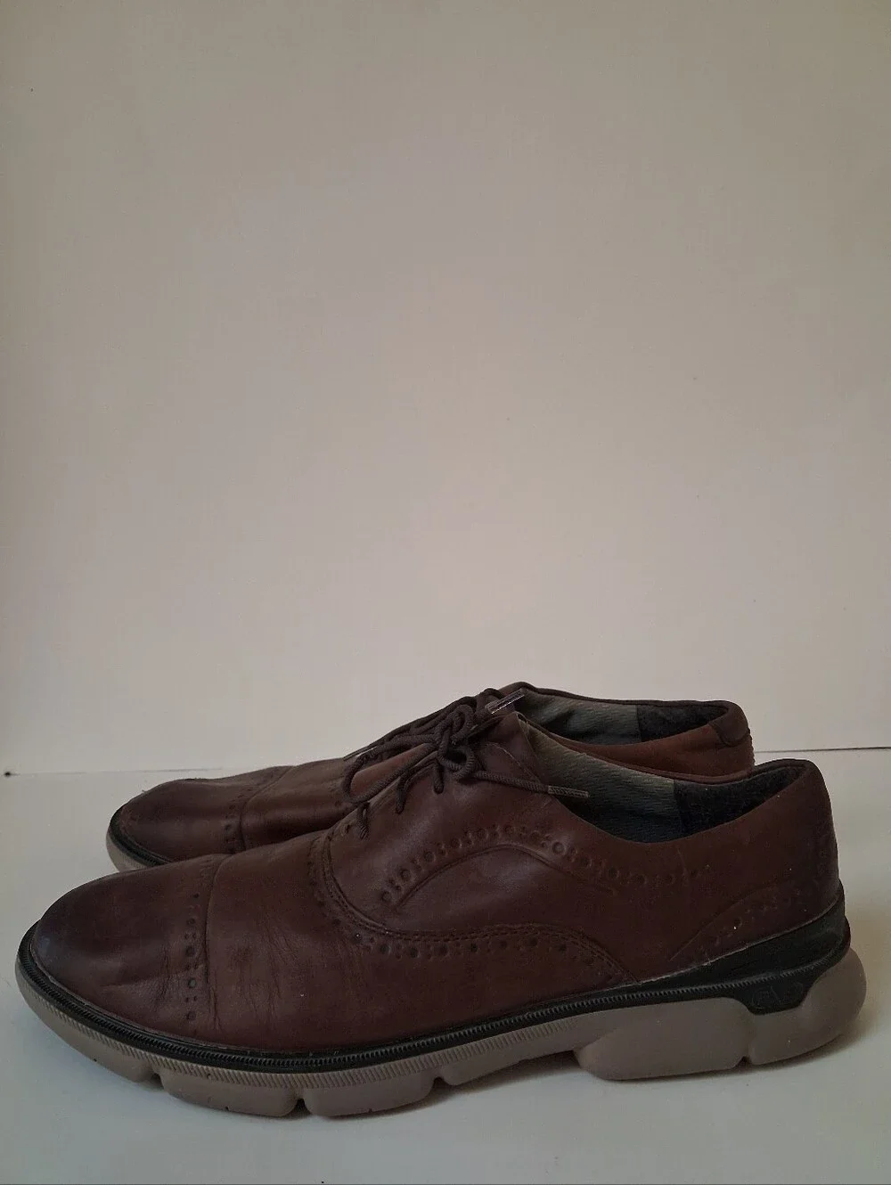 Johnston & Murphy Smart Degree Waterproof Brown Leather Wingtip Oxfords Men's